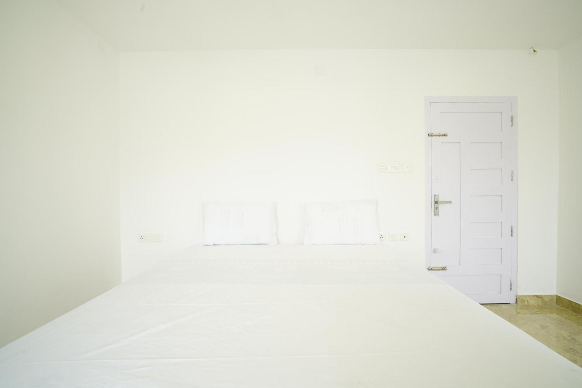 Quilon Residency Kundara Hotel Perumanseri Bagian luar foto