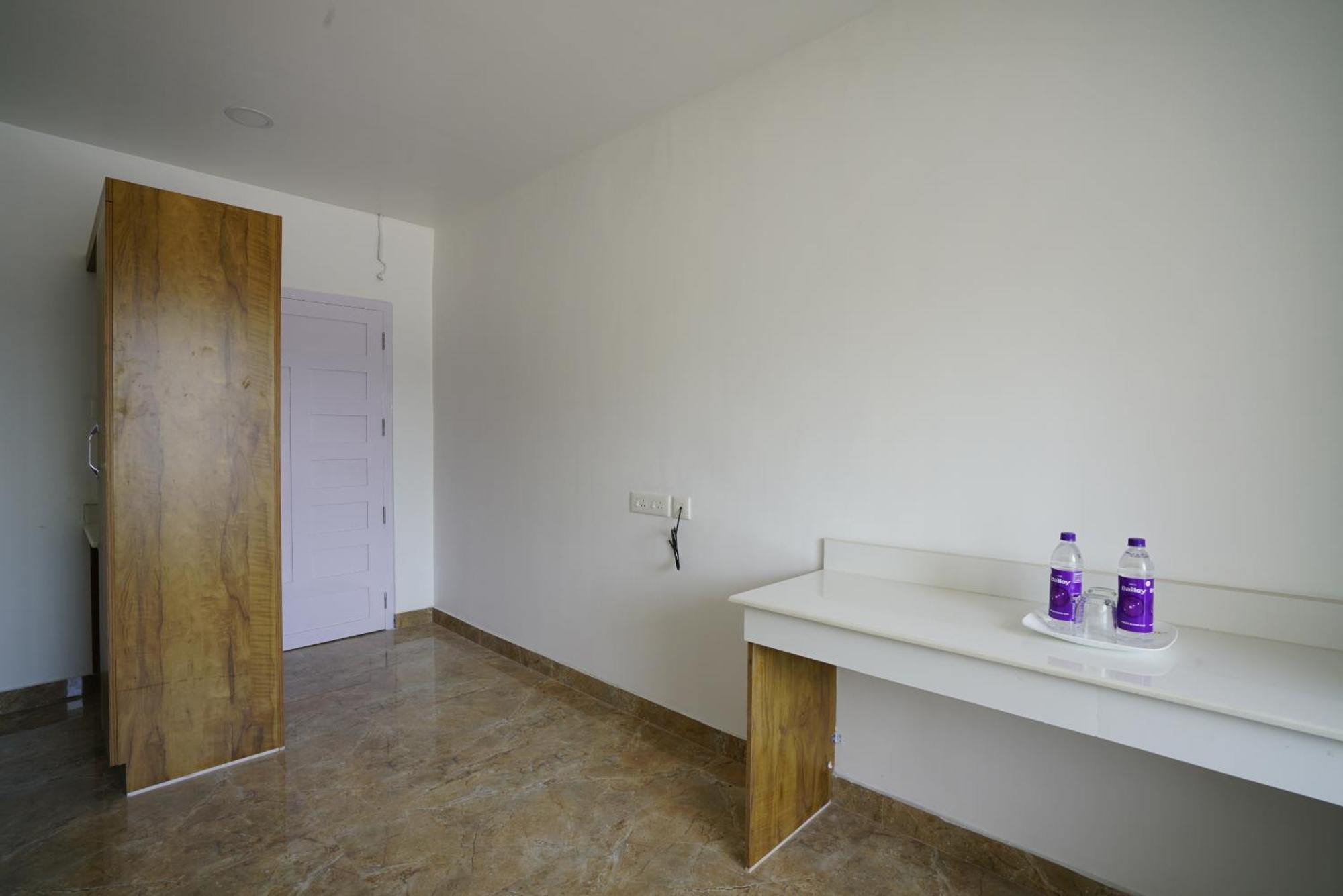 Quilon Residency Kundara Hotel Perumanseri Bagian luar foto